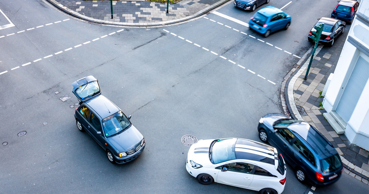 Intersection Accidents: Determining Fault and Seeking Damages