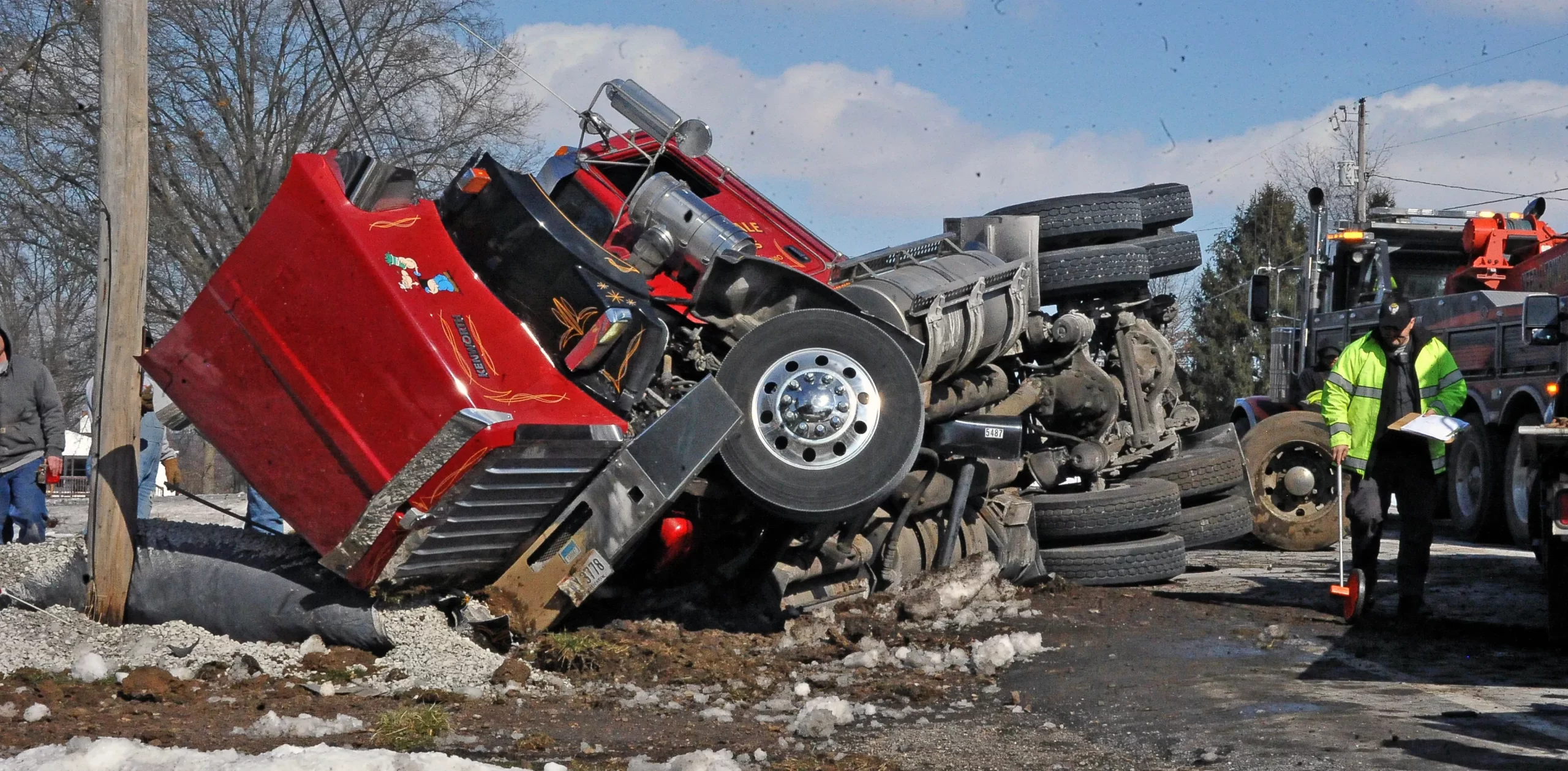 Importance of a Highly Experienced Truck Wreck Law Firm for Maximum Compensation